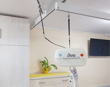 Podnośniki sufitowe przechodzące przez nadproża